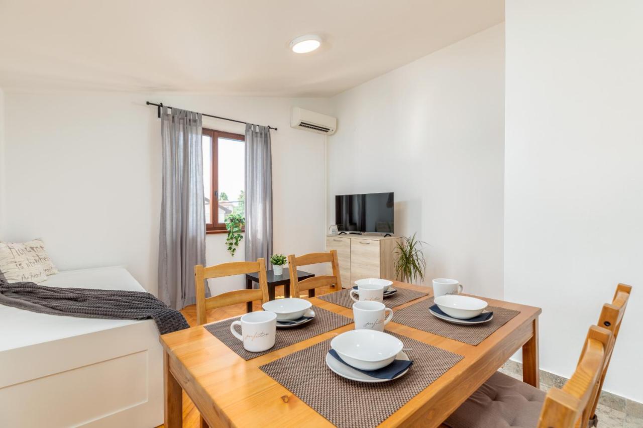Apartment Tesic Close To The Sea With Shared 4Xbicycles Fažana Dış mekan fotoğraf