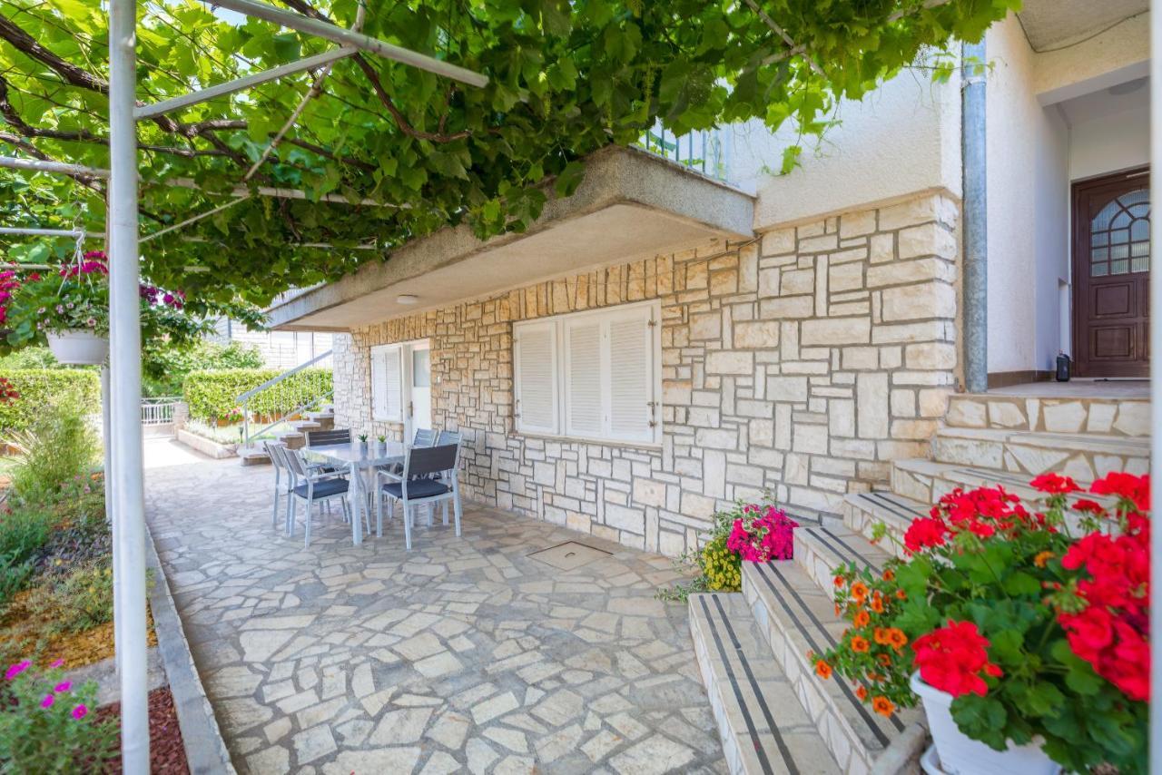 Apartment Tesic Close To The Sea With Shared 4Xbicycles Fažana Dış mekan fotoğraf