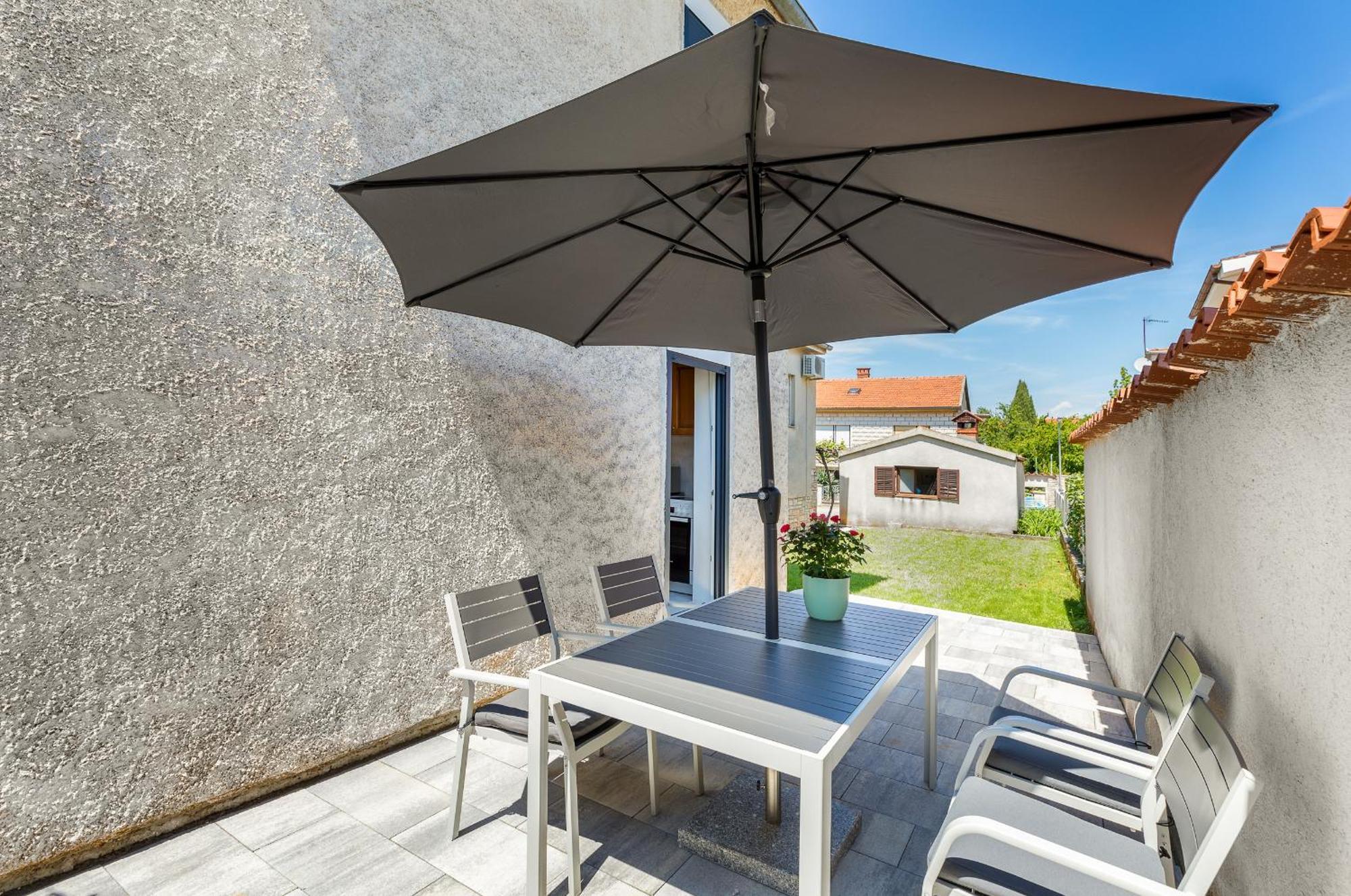Apartment Tesic Close To The Sea With Shared 4Xbicycles Fažana Dış mekan fotoğraf